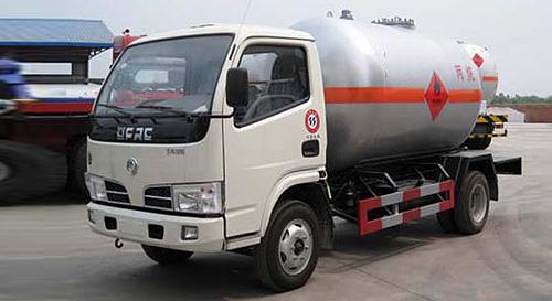 ���縣��Һ���������䳵