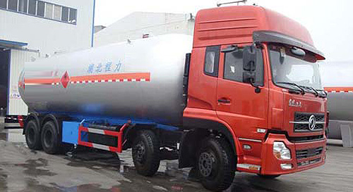 ��������ǰ�ĺ��Һ���������䳵